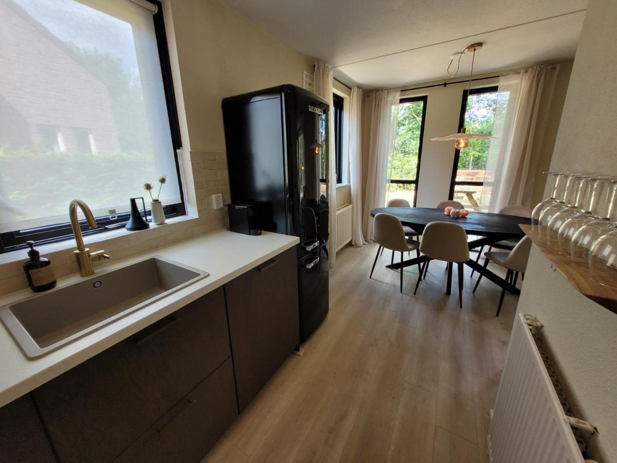 Retro Chic Wellness Met Hottub & Sauna Ewijk Bagian luar foto