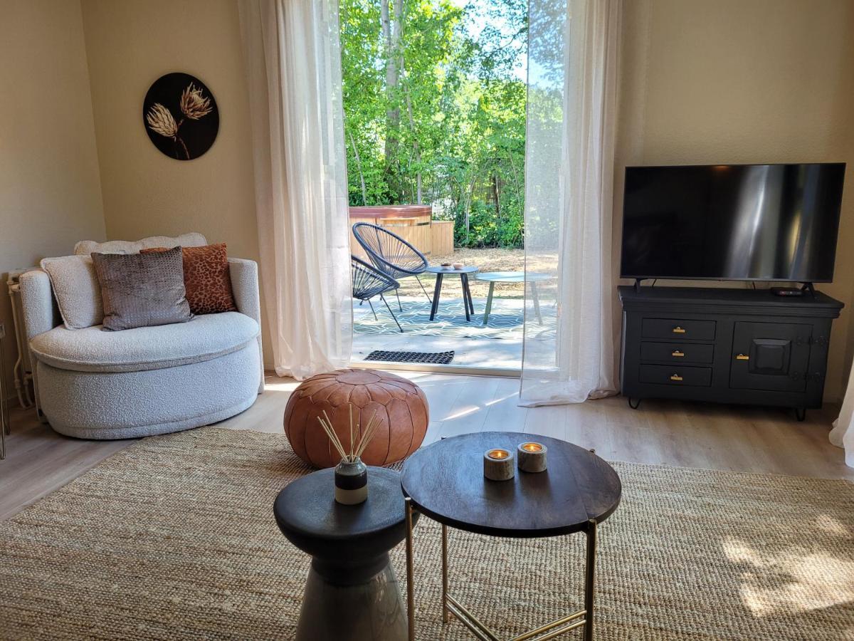 Retro Chic Wellness Met Hottub & Sauna Ewijk Bagian luar foto
