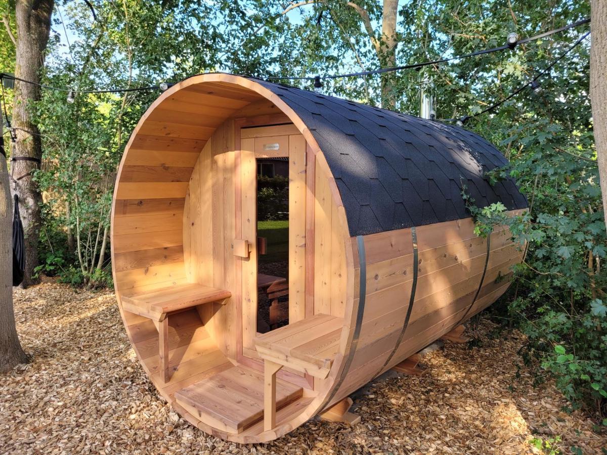 Retro Chic Wellness Met Hottub & Sauna Ewijk Bagian luar foto