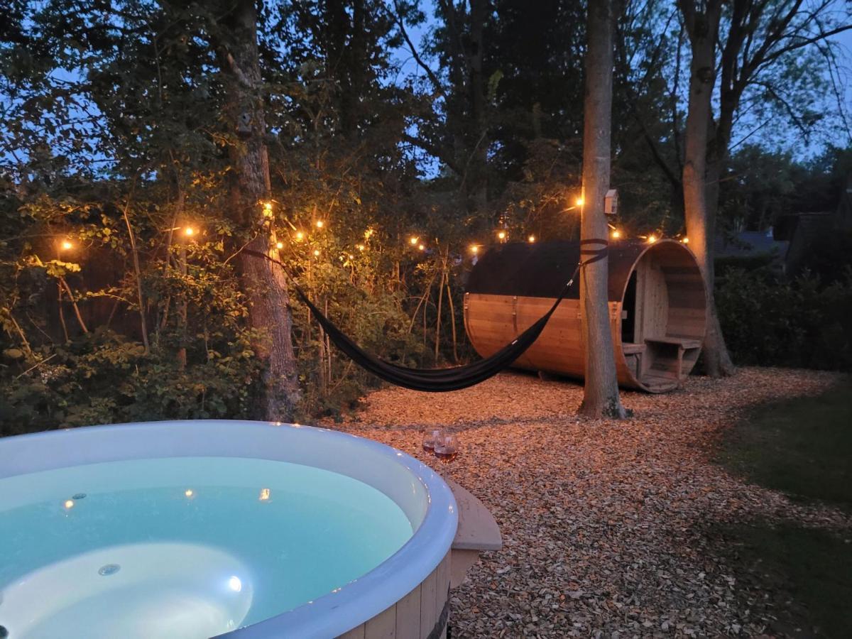 Retro Chic Wellness Met Hottub & Sauna Ewijk Bagian luar foto